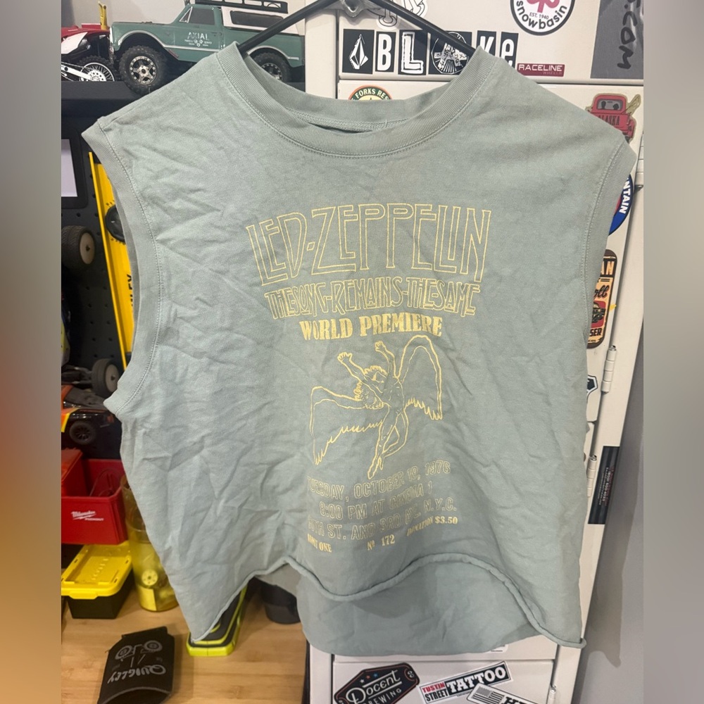 Led Zeppelin shirt